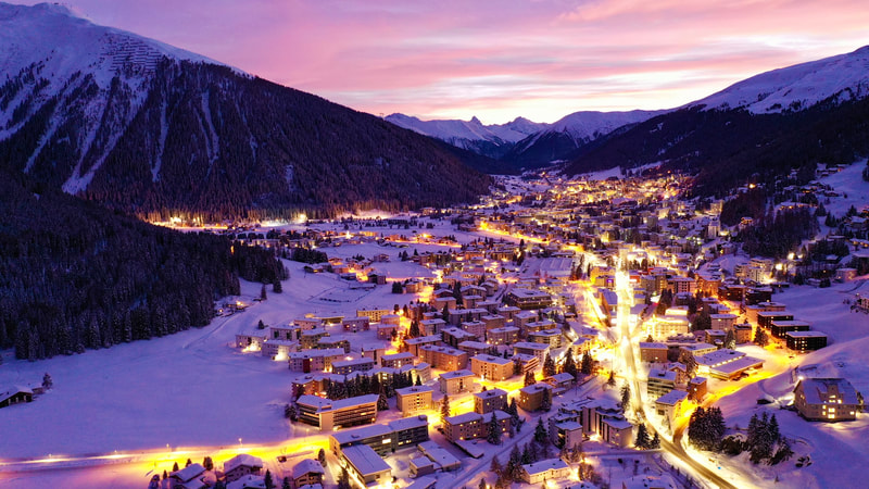 Luftbild Davos Dorf im Winter
©2023 marcel giger